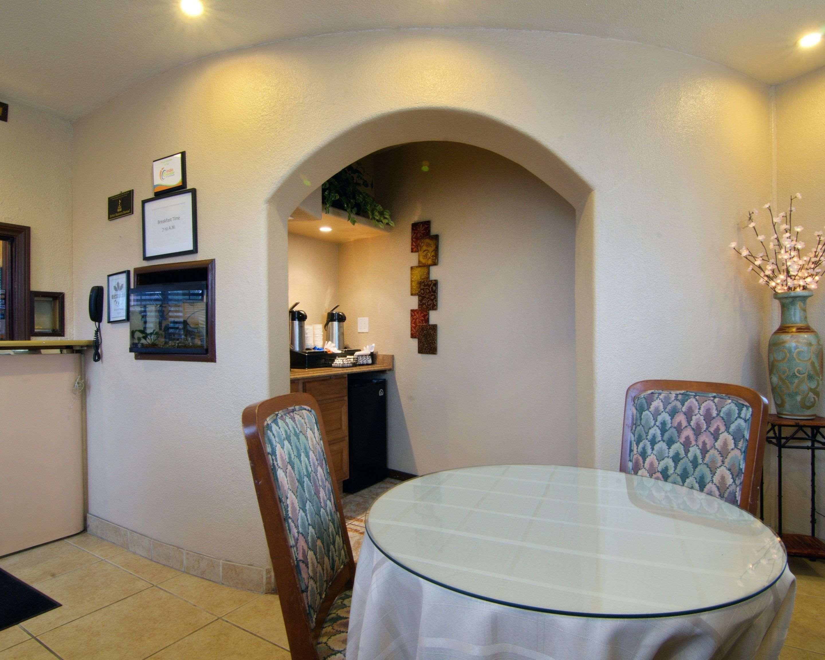 Rodeway Inn Near Coachella Indio Exteriör bild