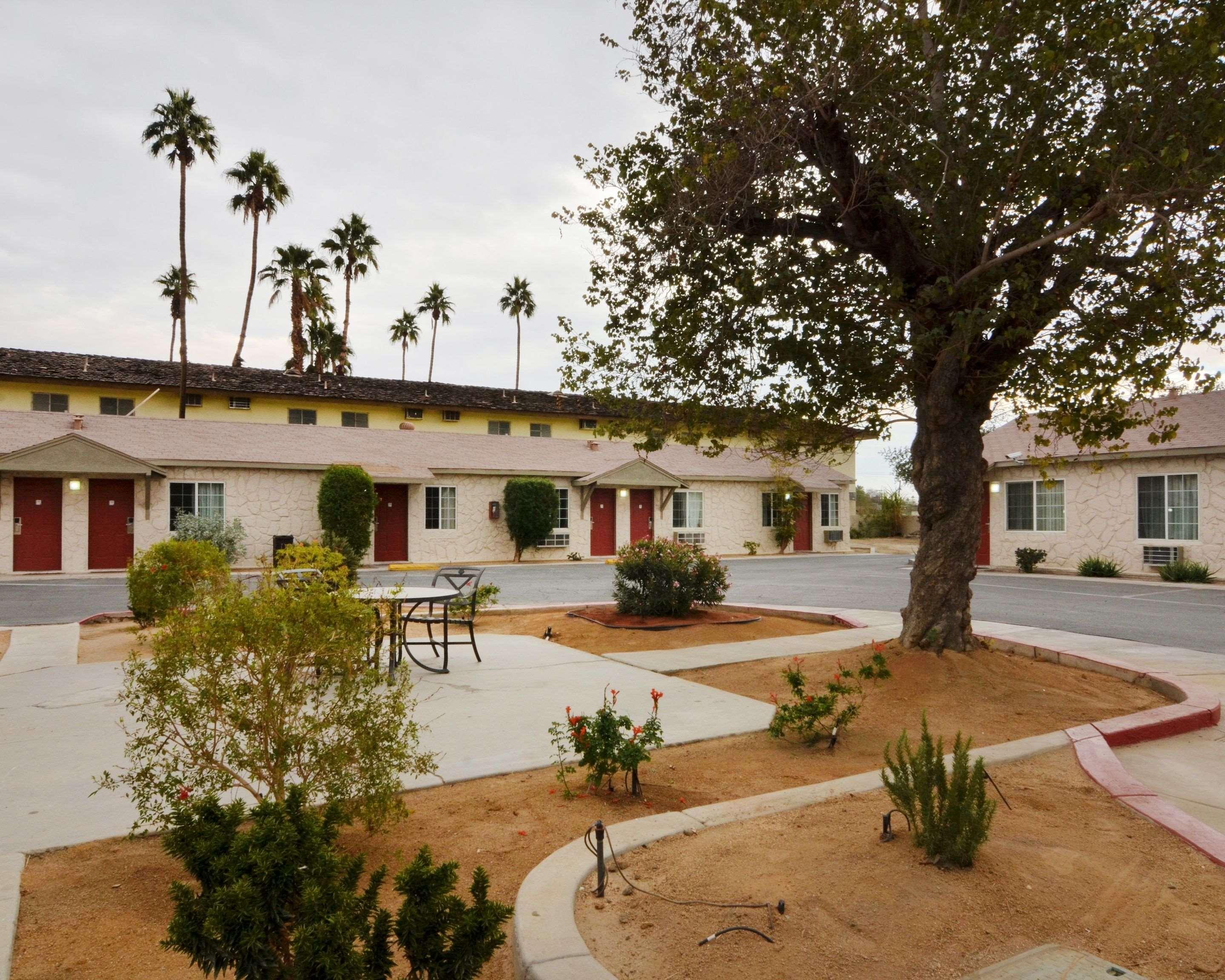 Rodeway Inn Near Coachella Indio Exteriör bild