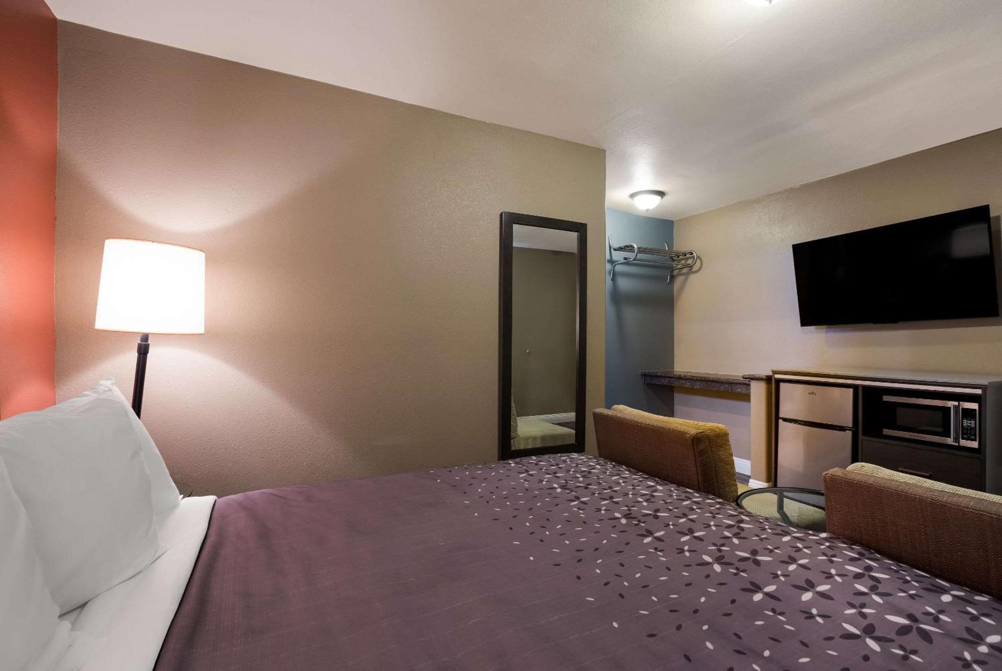 Rodeway Inn Near Coachella Indio Exteriör bild
