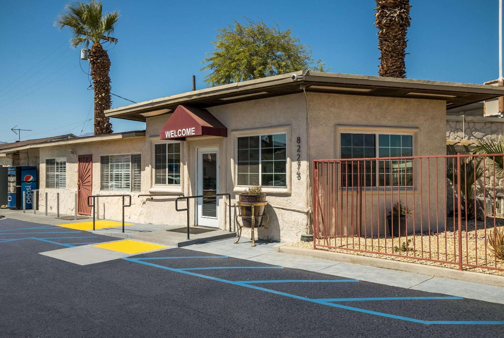 Rodeway Inn Near Coachella Indio Exteriör bild